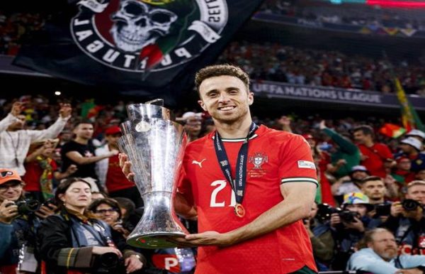 Diogo Jota and Trophy